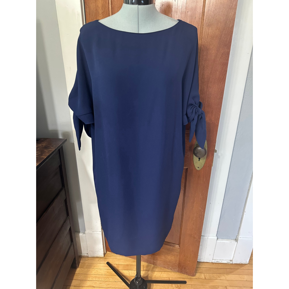 Vince Camuto Navy‎ Blue Sheath Dress - 6 - Slit Sleeve - Sophisticated - EUC